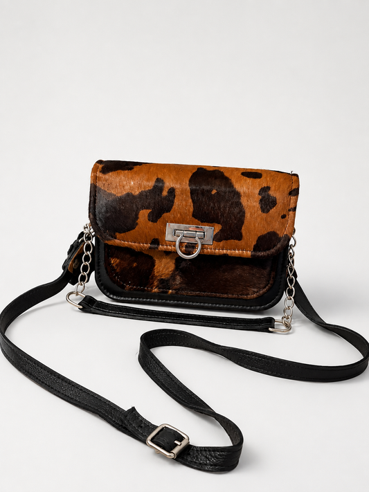 Cartera Dakota